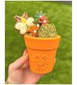 flower-pot-orange-doniczka-na7jedzenie-dla-psa.jpg